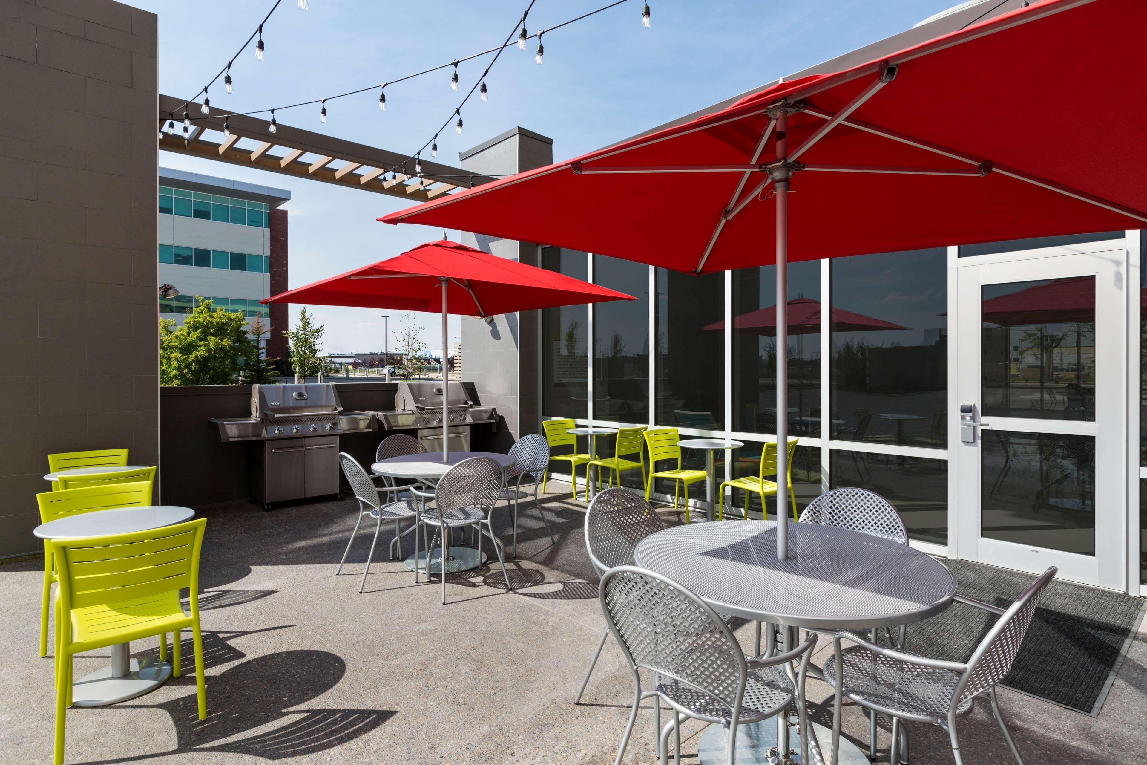 Home2 Suites By Hilton West Edmonton Dış mekan fotoğraf