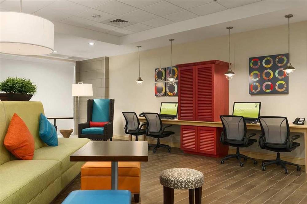 Home2 Suites By Hilton West Edmonton Konforlar fotoğraf